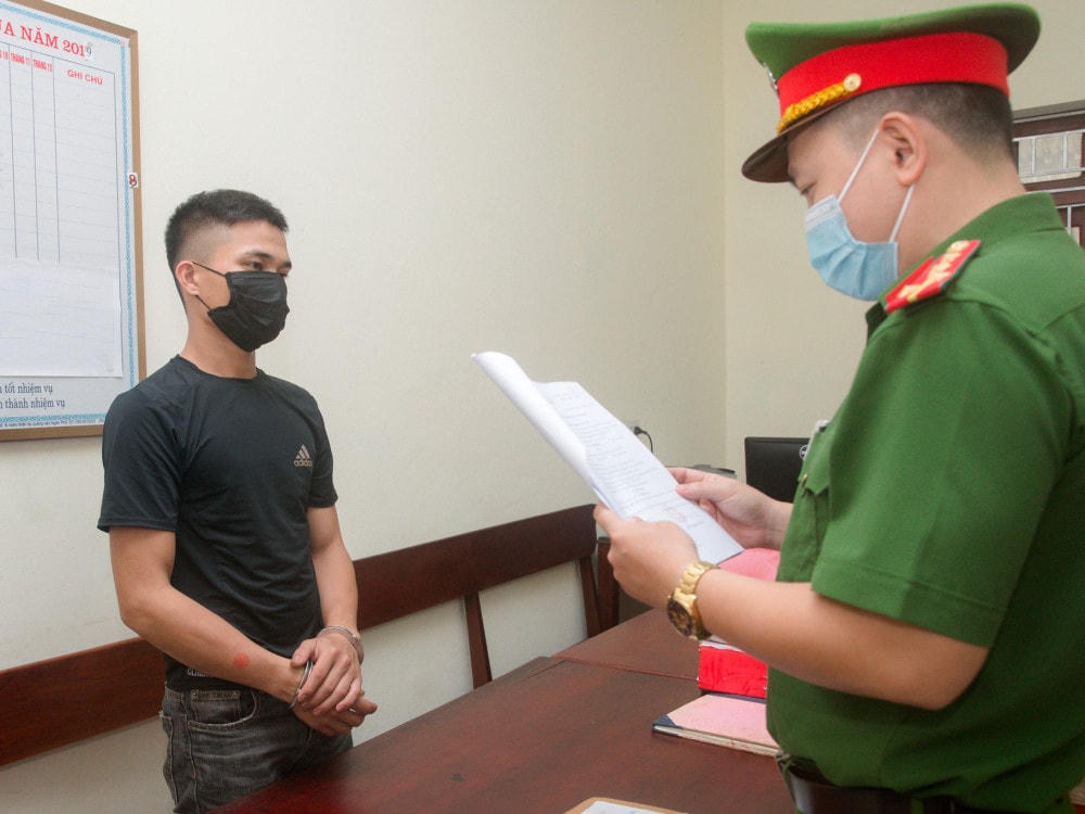 Đối tượng Lưu Đình Lực tại cơ quan Công an. Ảnh: Ánh Dương. 