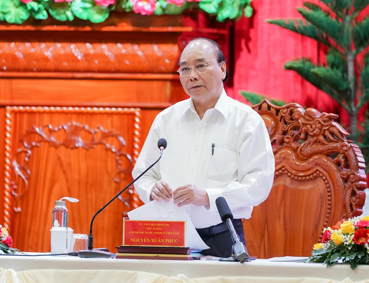 Thủ tướng Nguyễn Xuân Phúc phát biểu tại buổi làm việc. Ảnh: VGP/Quang Hiếu.