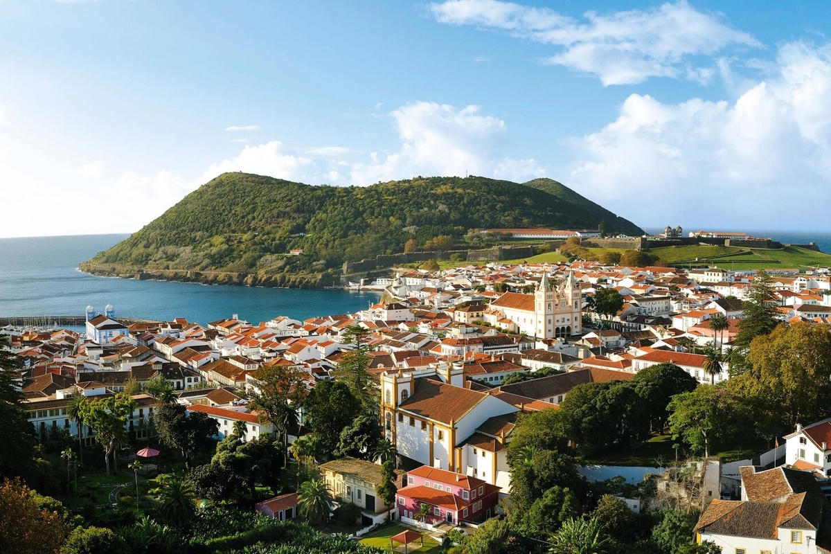 Azores - quần đảo du lịch đang được ưa chuộng tại Bồ Đào Nha. Ảnh: National Geographic.
