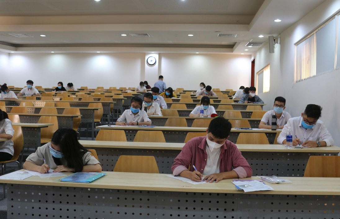 Thí sinh dự Kỳ thi ĐGNL tại ĐH Quốc gia TPHCM năm 2020.