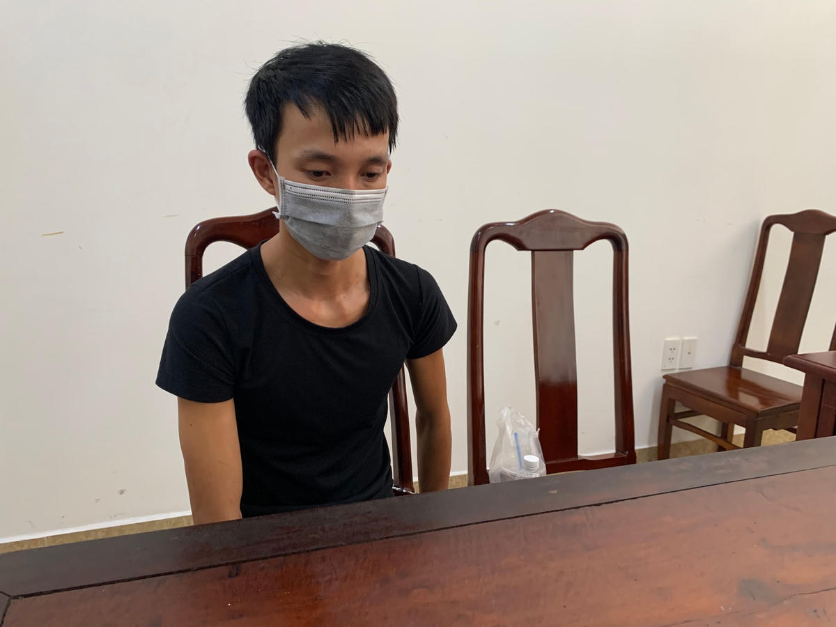 Đối tượng Huỳnh Văn Quỳnh tại cơ quan Công an.