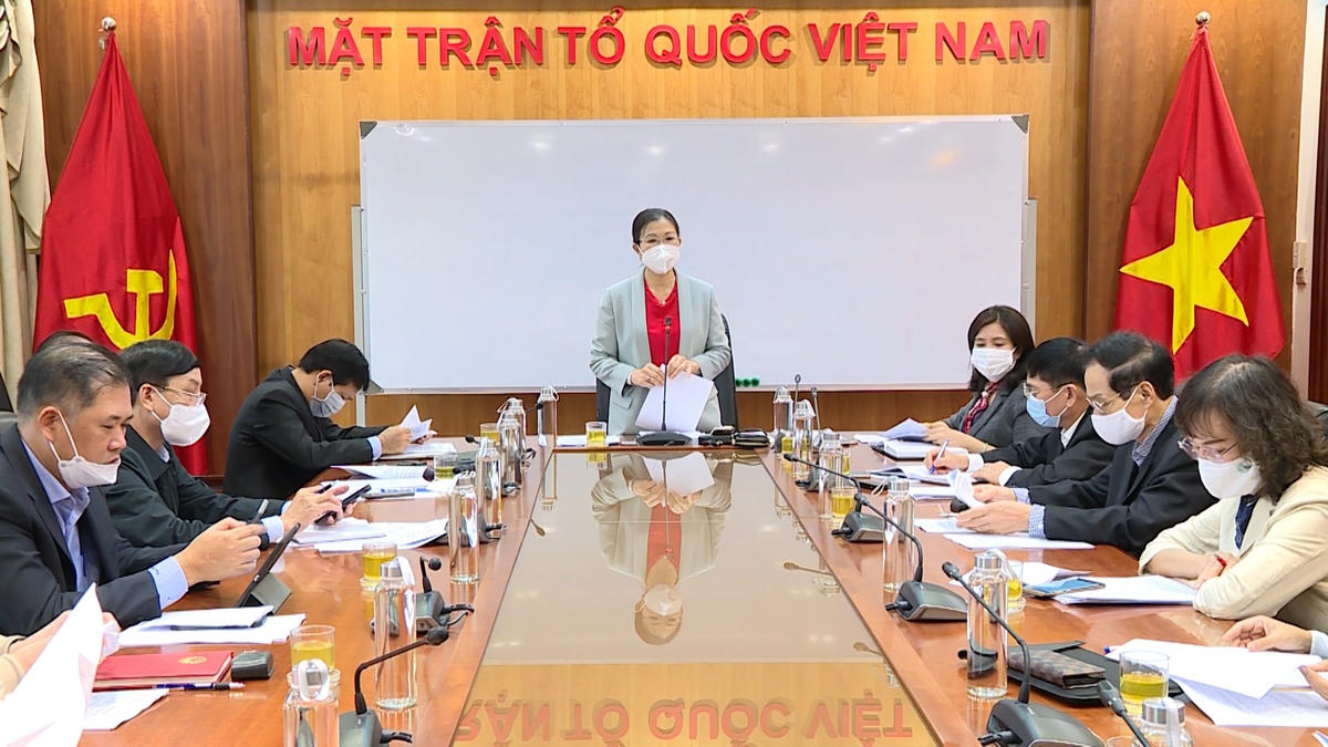 Phó Chủ tịch Trương Thị Ngọc Ánh phát biểu tại hội nghị. 