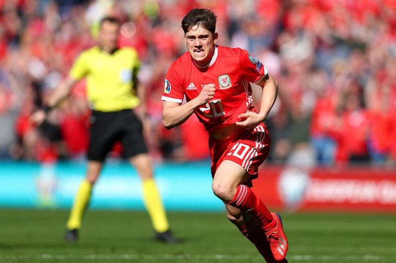 Daniel James ghi bàn giúp xứ Wales cầm hòa Cộng hòa Séc.