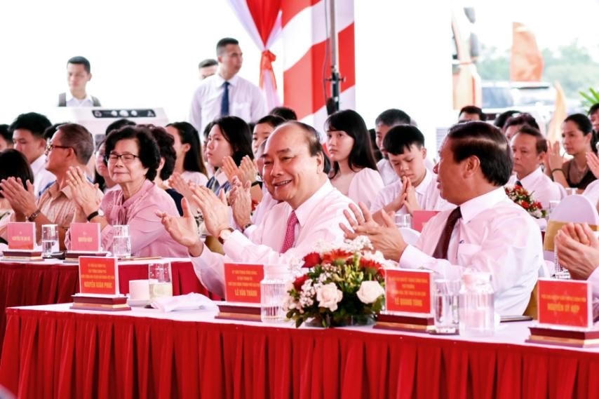 Thủ tướng Nguyễn Xuân Phúc tại Lễ Khởi công Công viên chủ đề lớn nhất Việt Nam.