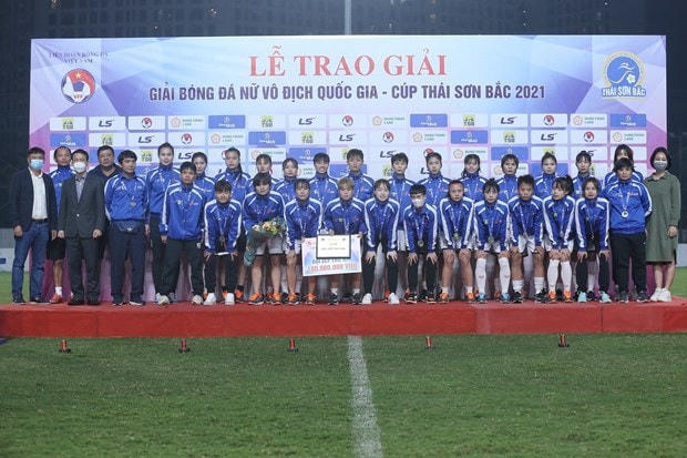 Hà Nội Watabe lần thứ hai về nhì ở giải bóng đá nữ vô địch quốc gia. Ảnh: VFF.