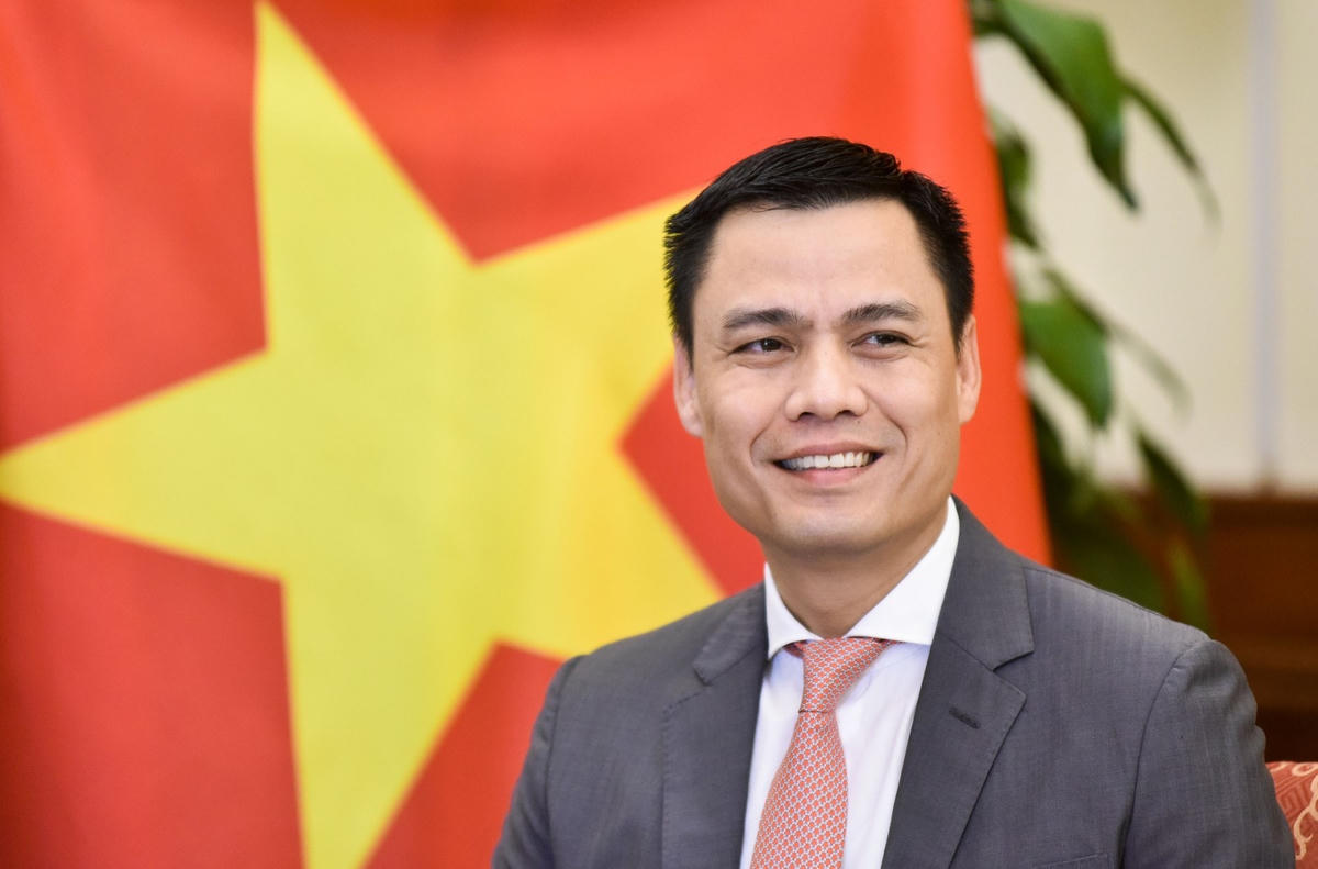 Thứ trưởng Ngoại giao Đặng Hoàng Giang.