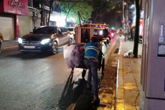 [ẢNH] Những người 'làm đẹp cho đời' trong đêm cuối năm