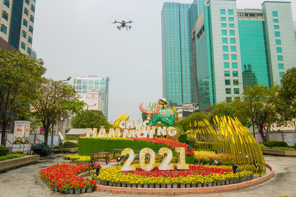 Bay thử flycam tại đại cảnh cổng kết.