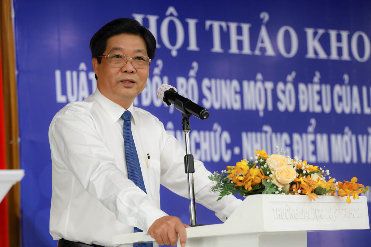 PGS.TS Trần Hoàng Hải, Phó Hiệu trưởng phụ trách trường ĐH Luật TP HCM phát biểu khai mạc tại Hội thảo.
