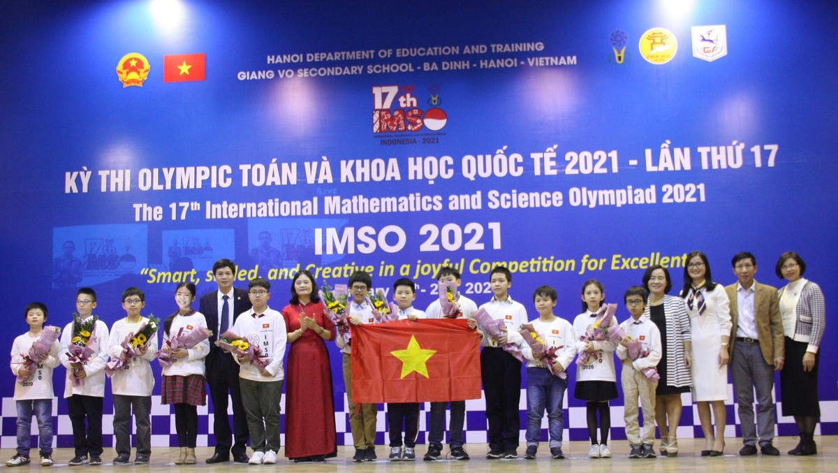 Các thí sinh Việt Nam trong đội tuyển môn Khoa học.