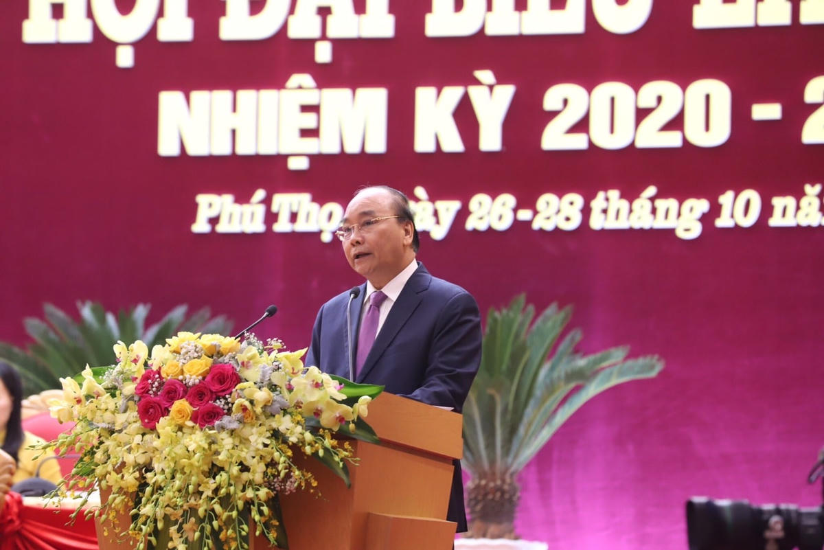 Thủ tướng Nguyễn Xuân Phúc phát biểu tại Đại hội Đảng bộ tỉnh Phú Thọ lần thứ XIX.