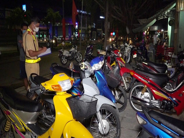 Kịp thời ngăn chặn nhóm thanh niên tụ tập đua xe vào rạng sáng 2/9