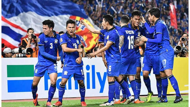 "Messi Thái Lan" (số 18) xin CLB Nhật Bản cho hội quân tuyển Thái Lan sớm.