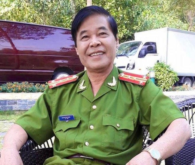 Nghệ sĩ ưu tú Thế Bình.