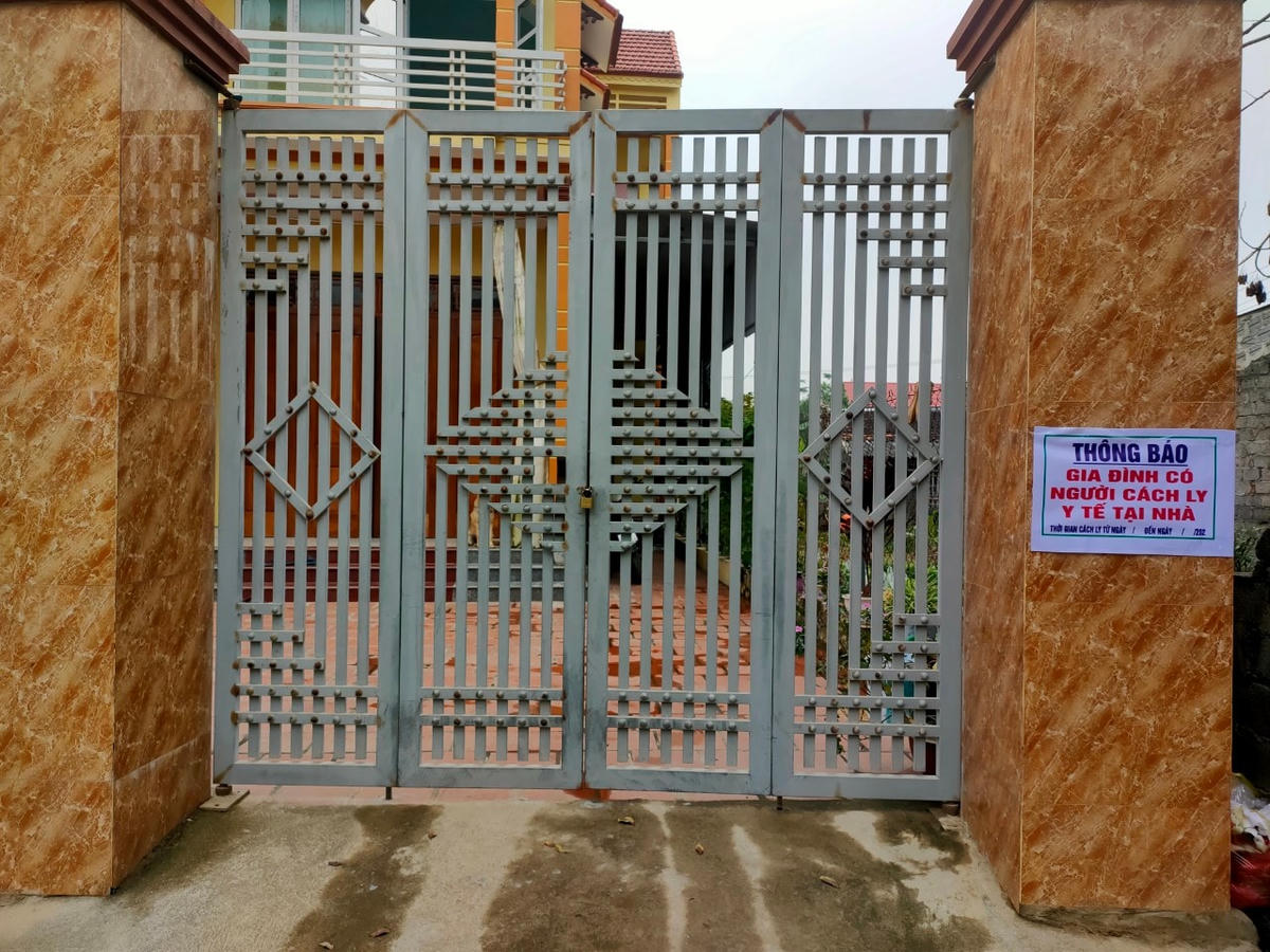 Bộ Y tế đã “thổi còi” một số địa phương đưa ra quy định không hợp lý.