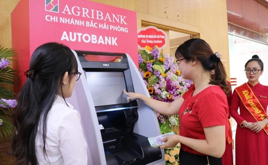 Hướng tới mục tiêu thanh toán không dùng tiền mặt, Agribank nỗ lực đưa ra nhiều giải pháp công nghệ số nhằm mang lại sự thuận tiện cho khách hàng.