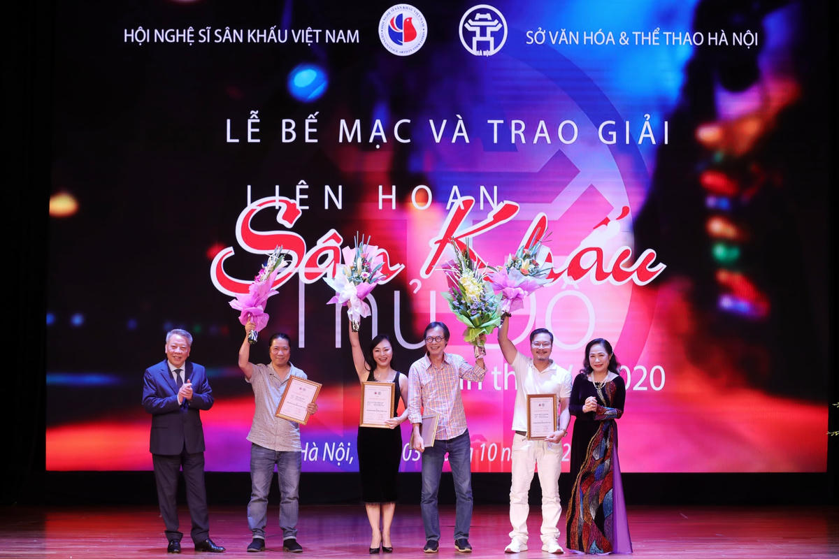Liên hoan sân khấu Thủ đô lần thứ IV đã vinh danh các tài năng xứng đáng.
