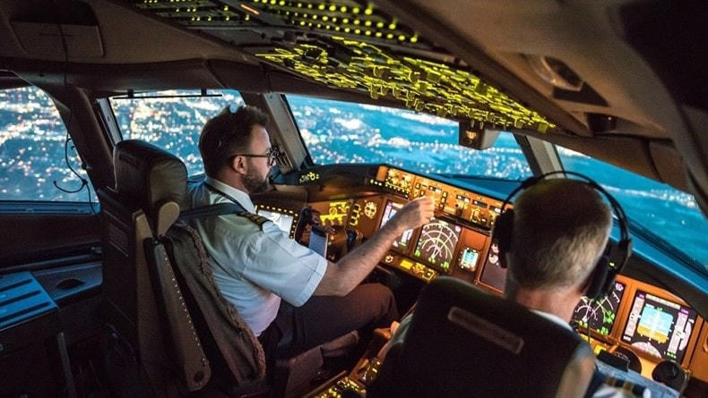 Có 154 hồ sơ sức khỏe phi công giám định sức khỏe lần đầu và 470 hồ sơ sức khỏe tiếp viên khám tuyển có các phiếu siêu âm tim có các chỉ số giống nhau.
