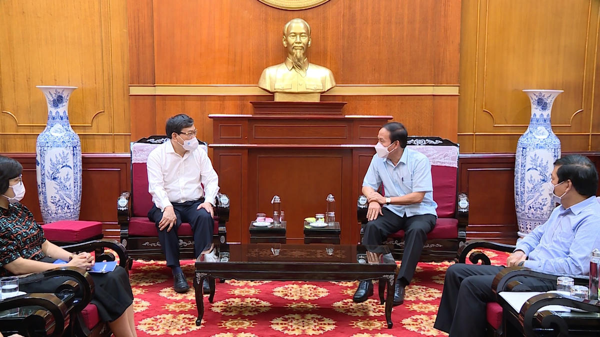 Phó Chủ tịch - Tổng Thư ký UBTƯ MTTQ Việt Nam Lê Tiến Châu cam kết Mặt trận sẽ công khai minh bạch toàn bộ nguồn lực ủng hộ và đưa đến những địa chỉ thực sự khó khăn, tránh sự trùng lắp, sai đối tượng.