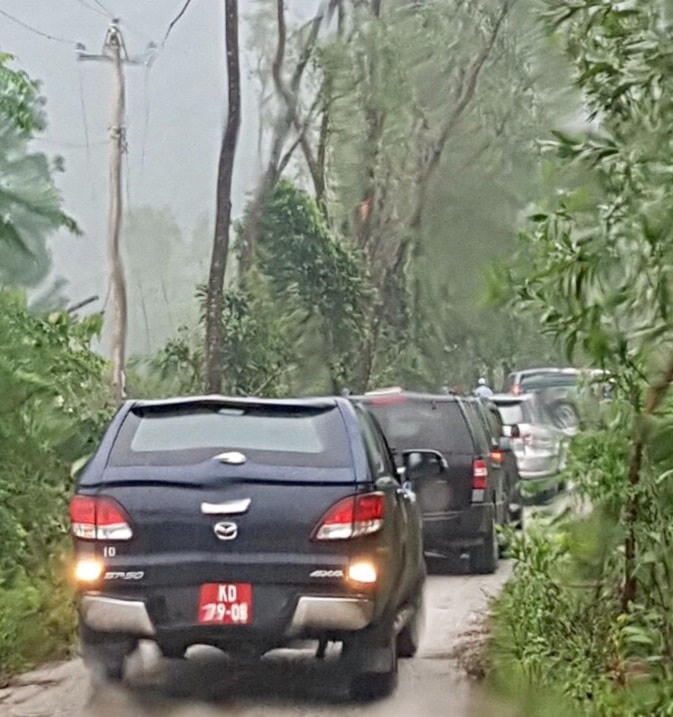 Phó Thủ tướng Trịnh Đình Dũng chỉ đạo công tác cứu hộ tại thủy điện Rào Trăng 3