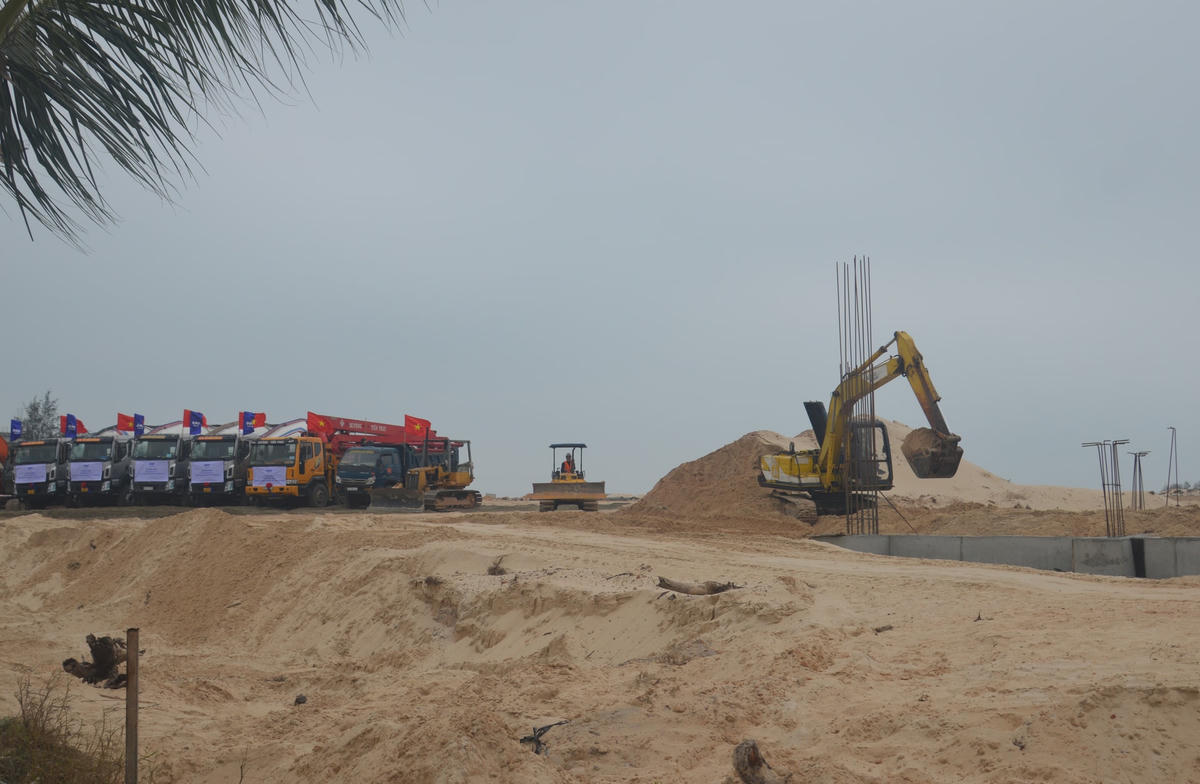 Khởi công Tổ hợp khách sạn và Trung tâm Hội nghị Quốc tế tại xã Hải Ninh (Quảng Bình).