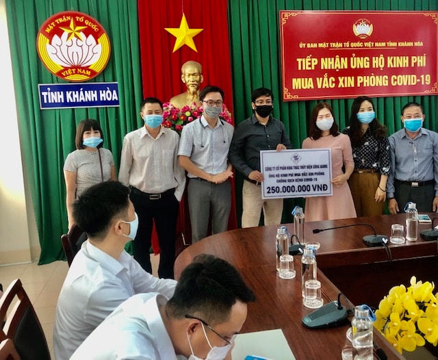 Công ty Thủy điện Sông Giang ủng hộ vào quỹ mua vác sin phòng covid 19