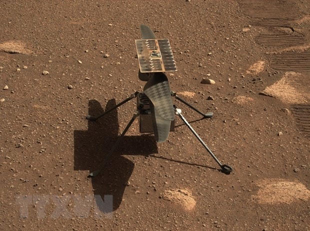 Trực thăng Ingenuity trên Sao Hỏa ngày 5/4/2021. (Ảnh: AFP/TTXVN).