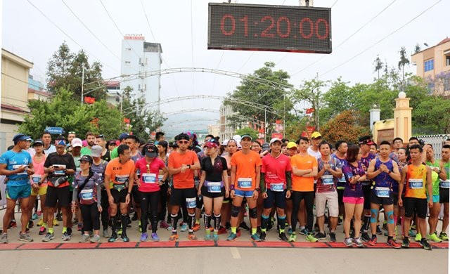 ‘Chạy trên cung đường Hạnh Phúc’