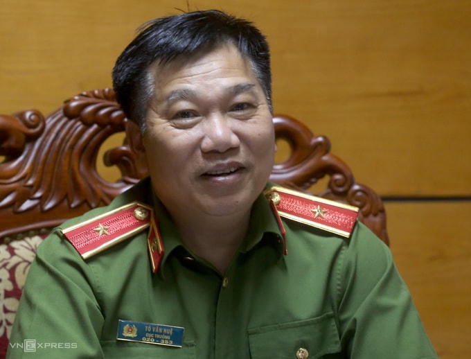 Thiếu tướng Tô Văn Huệ. Ảnh: Bá Đô.