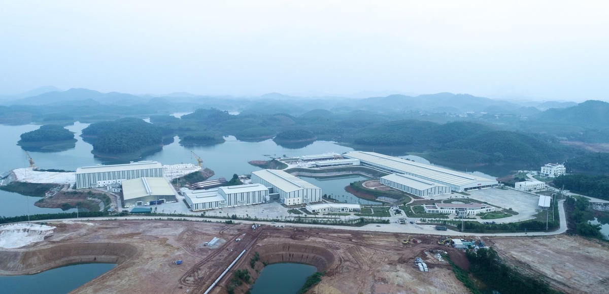 Công ty TNHH MTV Đá trắng Bảo Lai liên tiếp san lấp Danh thắng quốc gia Hồ Thác Bà.