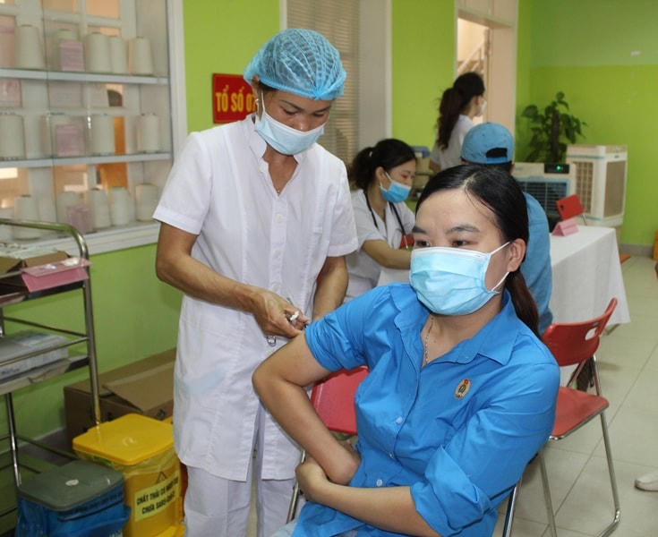 Quảng Ninh sẽ triển khai tiêm hơn 56.000 liều vaccine phòng Covid-19 đợt VI, VII năm 2021