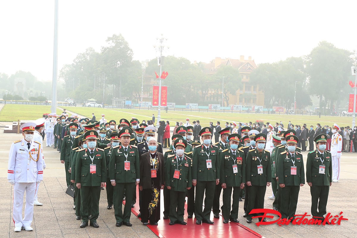 Nhiều người từng được tuyên dương trao danh hiệu Anh hùng lực lượng vũ trang, Anh hùng Lao động và đại diện Chiến sĩ thi đua toàn quốc.