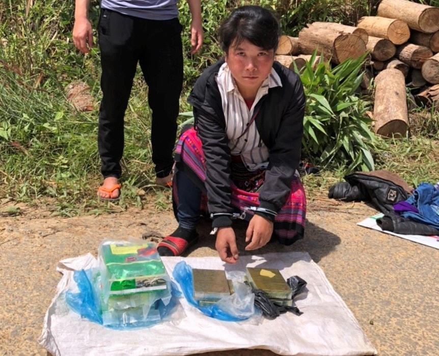 Một trong 3 đối tượng thời điểm bị bắt.