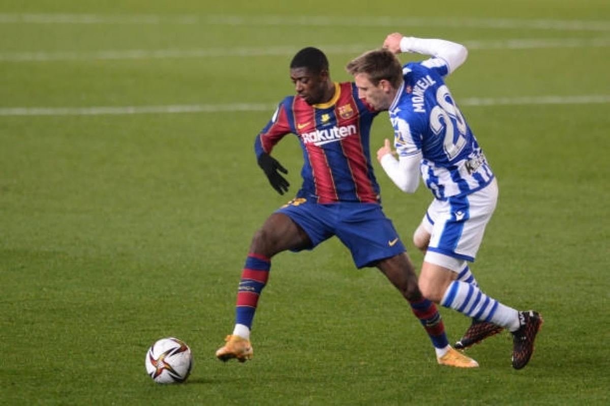 Các cầu thủ trẻ của Barca đã có trận đấu vô cùng vất vả khi Messi vắng mặt. Ảnh: Getty.  