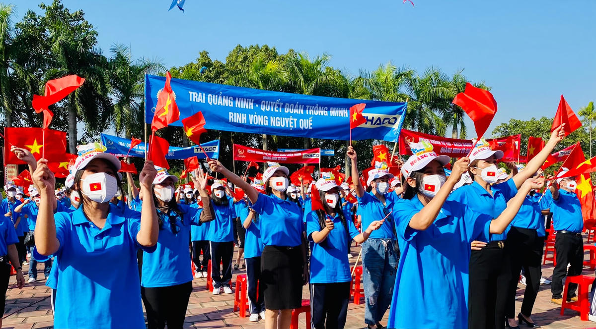Cả tỉnh Quảng Ninh vỡ òa khi Hoàng Khánh 'lên đỉnh Olympia năm 2021'