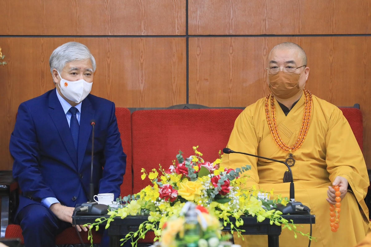 Bí thư Trung ương Đảng, Chủ tịch UBTƯ MTTQ Việt Nam Đỗ Văn Chiến thăm, chúc mừng Giáo hội Phật giáo Việt Nam.