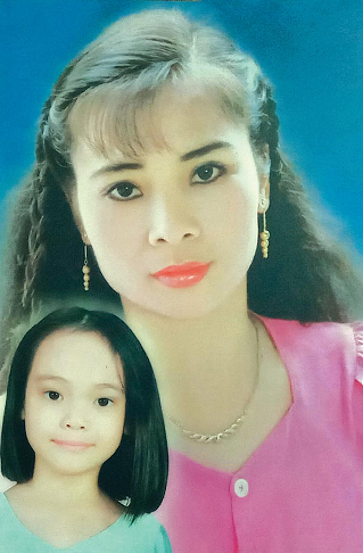 NSND Ngọc Bích và con gái.