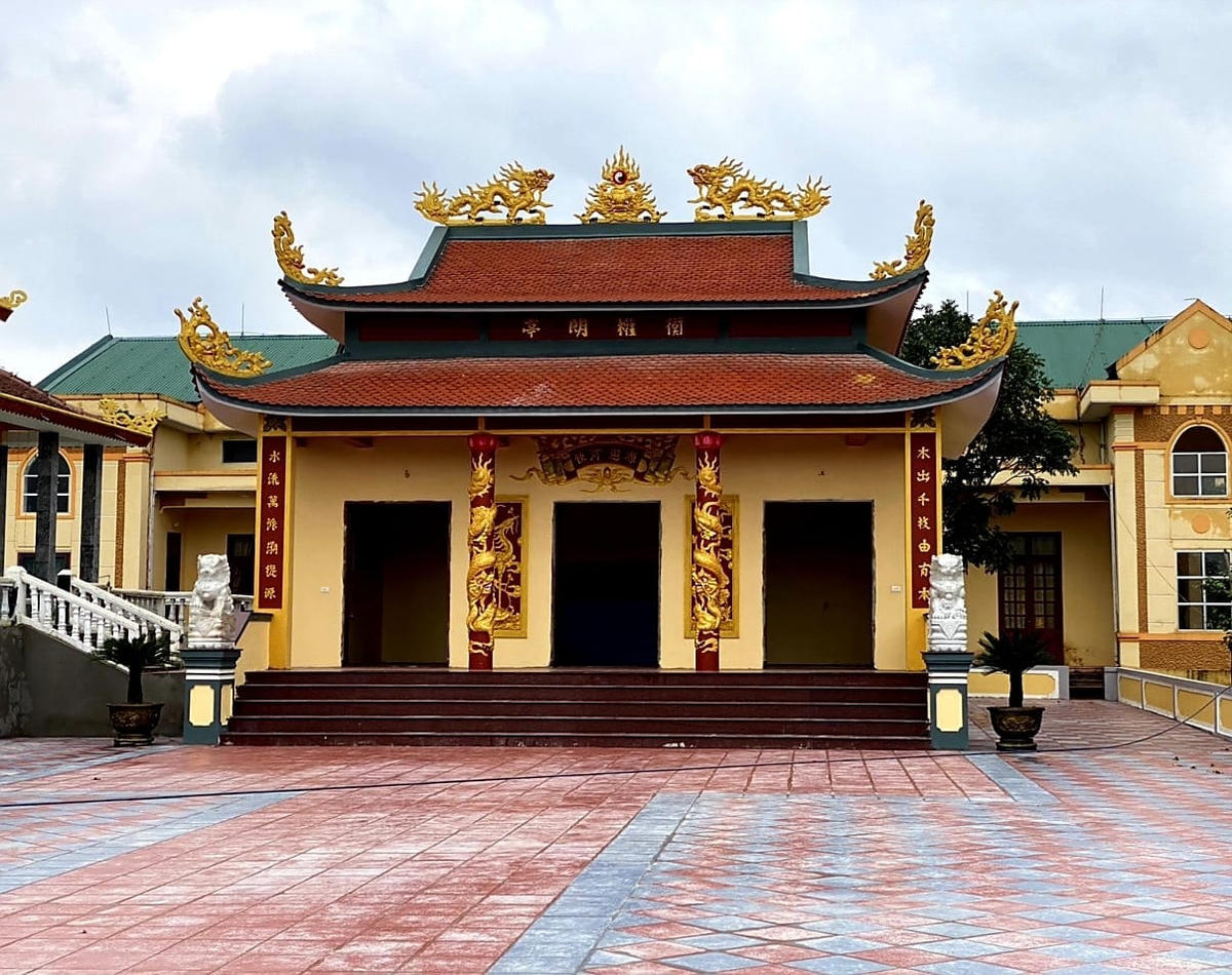 Đình làng được tôn tại thông qua nguồn kêu gọi xã hội hoá.