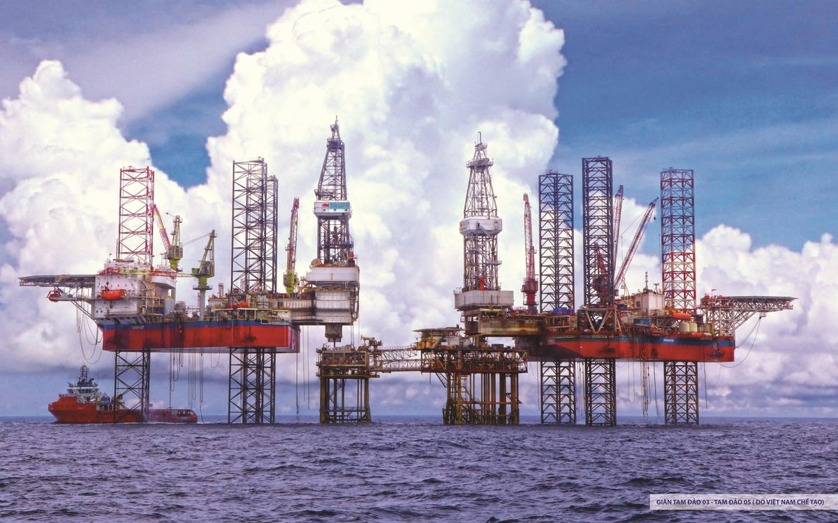 Kỷ niệm 60 năm Ngày truyền thống Ngành Dầu khí Việt Nam (27-11):&nbsp;Petrovietnam – sáu thập kỷ hướng về phía trước
