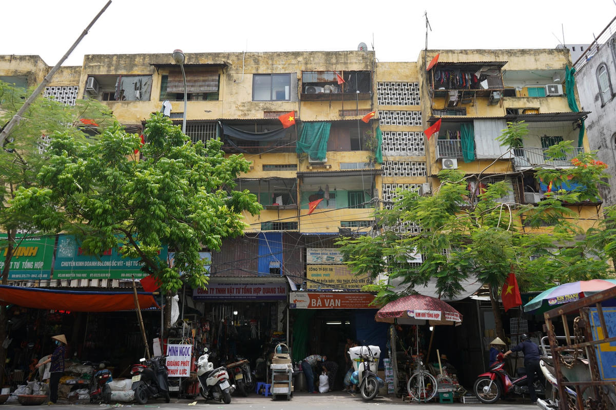 Khu G6A Ngọc Khánh đã xuống cấp trầm trọng.