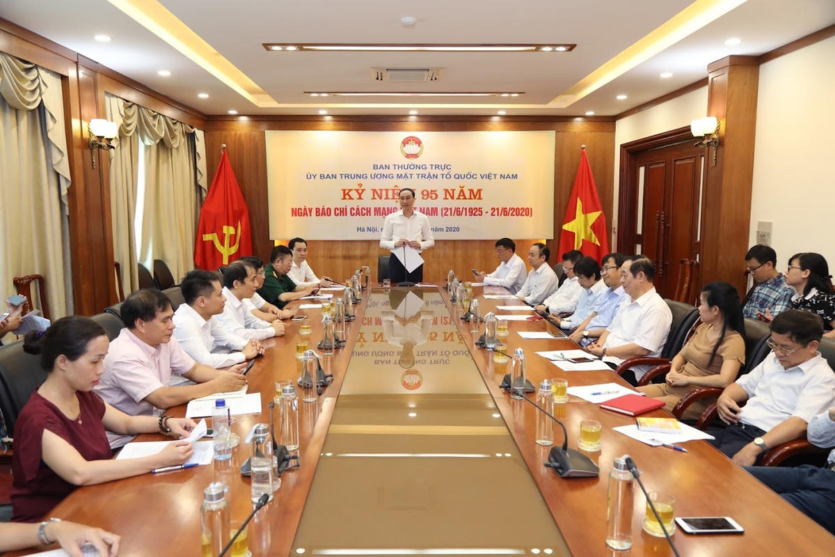 Quang cảnh buổi gặp mặt.