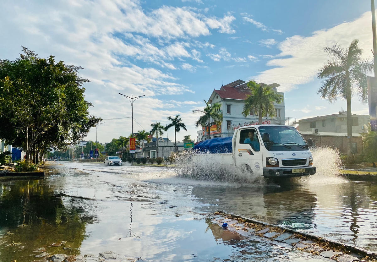 Quảng Ninh: Chủ đầu tư chậm trễ, Khu đô thị mới Cienco 'cứ triều cường là ngập'
