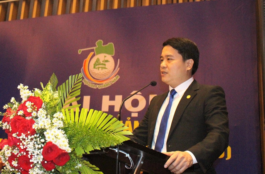 Ông Trần Văn Tân, Phó Chủ tịch UBND tỉnh Quảng Nam phát biểu tại Đại hội.