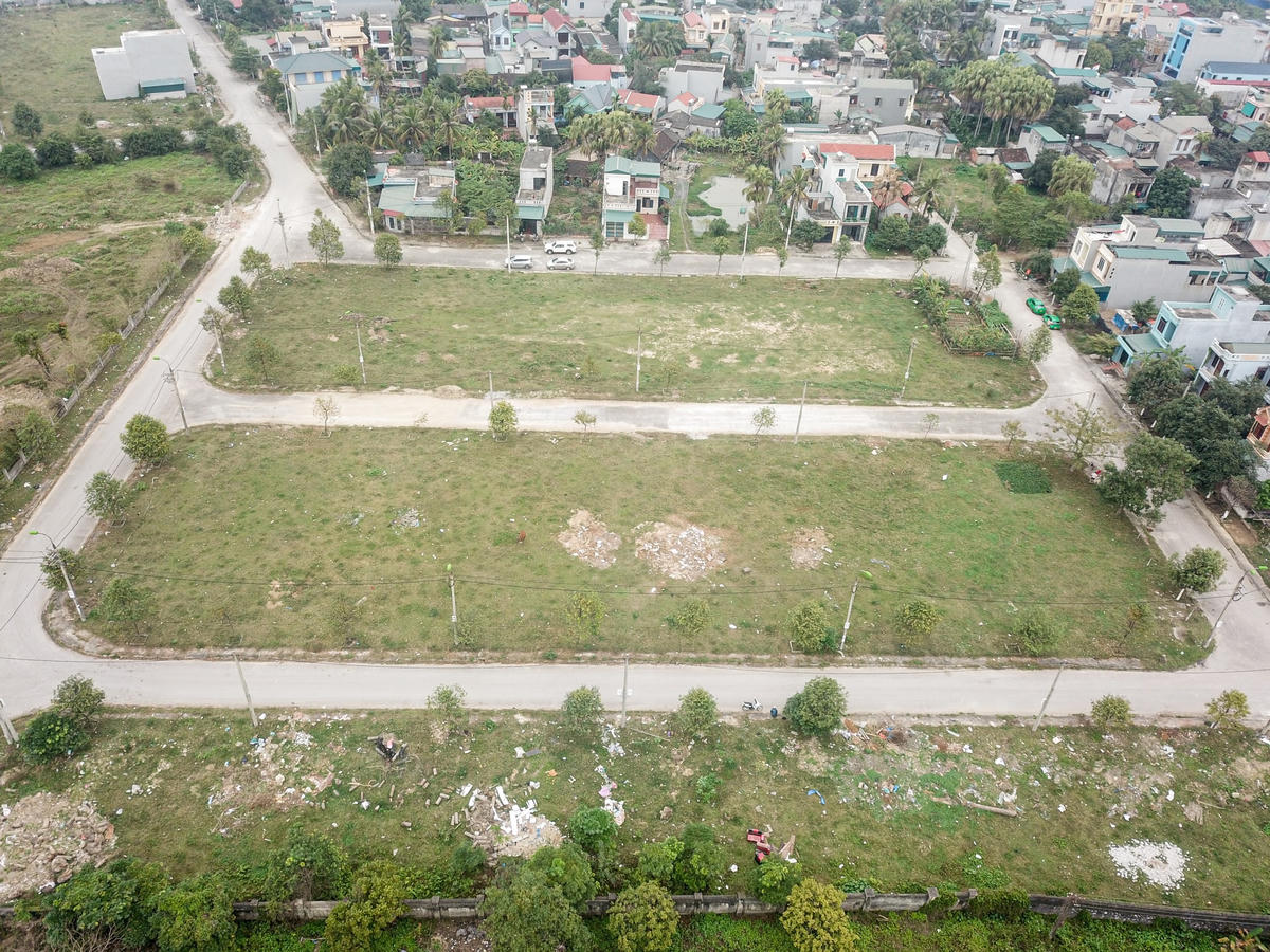 Qua tay 2 chủ dự án nhưng khu vực lô 2, lô 3 thuộc phường Quảng Hưng (TP Thanh Hóa) vẫn chỉ là những gò đất trống.