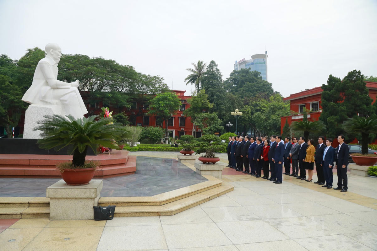 Hội thảo '90 năm phát huy sức mạnh đại đoàn kết toàn dân tộc'