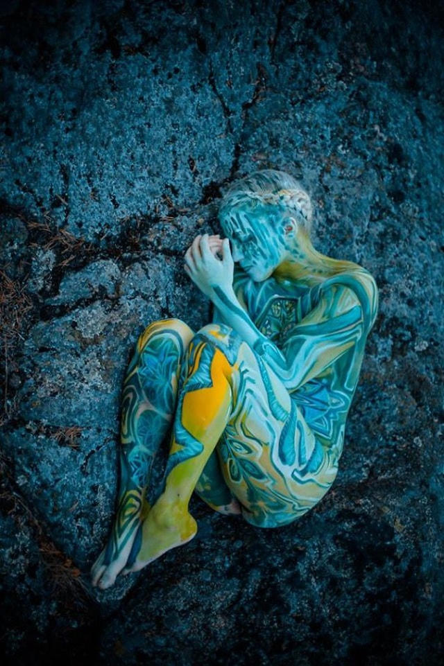 Những bức vẽ 'body-painting' của mùa thu