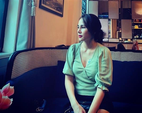 Hotgirl cầm đầu đường dây đánh bạc tiền tỷ mỗi ngày.