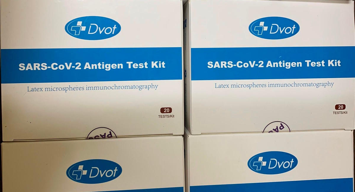 200 bộ kit test Covid-19 không rõ nguồn gốc bị lực lượng QLTT tạm giữ.