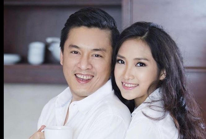 Lam Trường lên tiếng giữa tin đồn rạn nứt với vợ kém 17 tuổi.