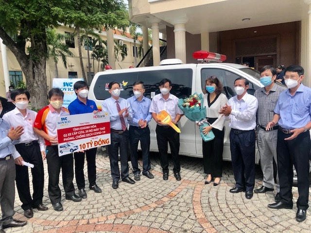 Tiếp nhận xe cứu thương ở Khánh Hòa